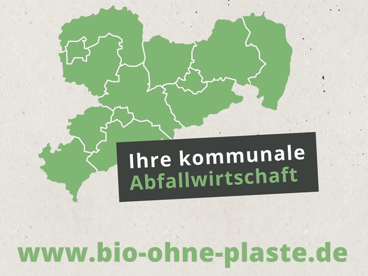 Die Umrisse des Bundeslandes Sachsen und die Webadresse www.bio-ohne-plaste.de